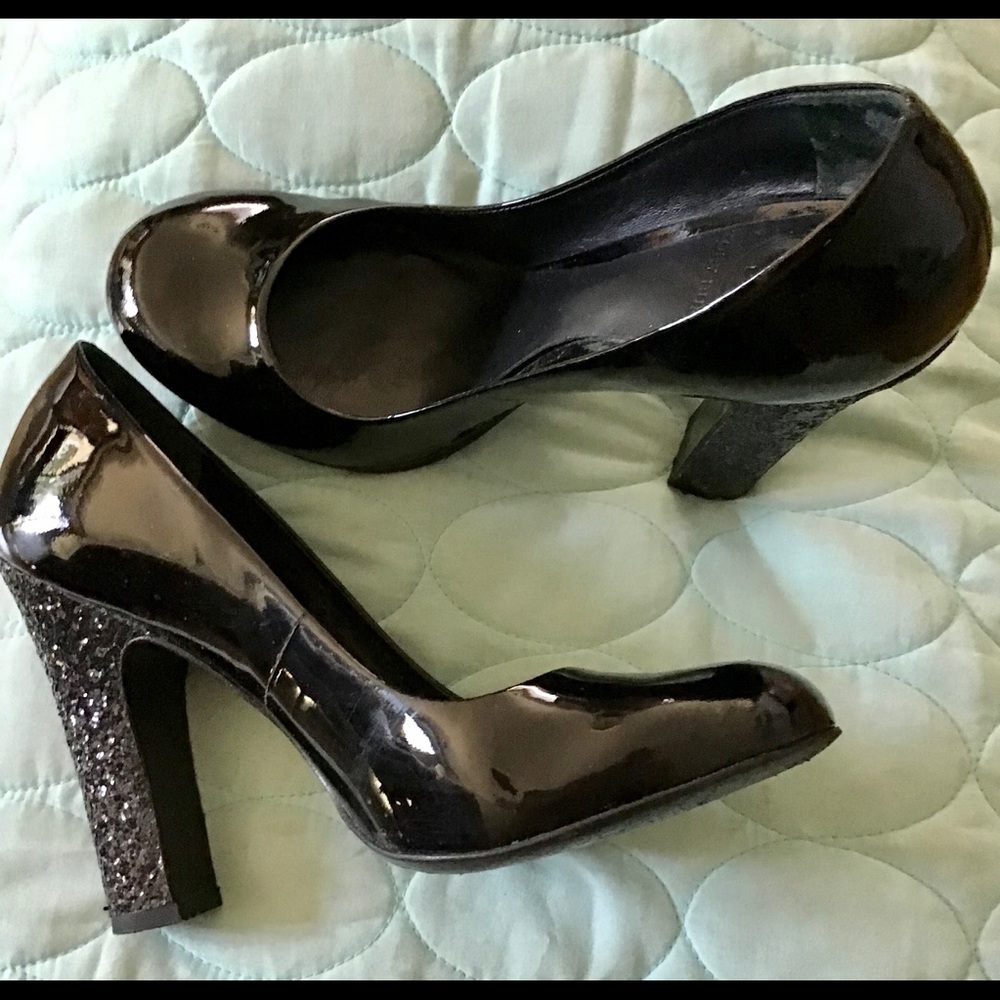 Tory Burch Black Patent Leather Pumps with Glitter Block Heel